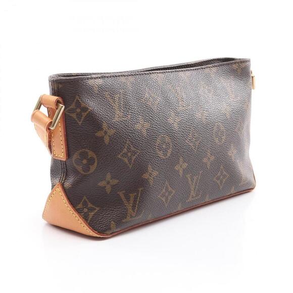 LOUIS VUITTON Brown Monogram Leather Trotter Shoulder Bag - Picture 3 of 11
